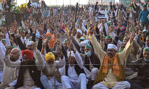 ബി.ജെ.പി നേതാക്കളെ കാലുകുത്താൻ വിടില്ലെന്ന്​ കർഷകർ; പൊലീസുമായി ഏറ്റുമുട്ടൽ