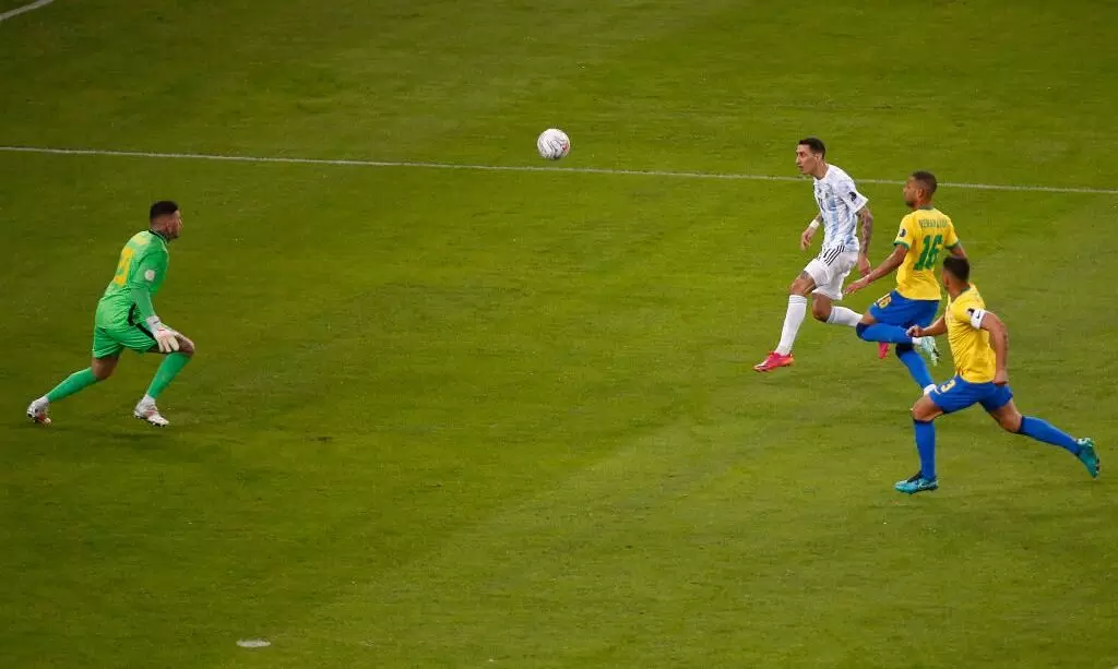 ചരിത്രം വഴിമാറാൻ മിനിറ്റുകളുടെ ദൂരം മാത്രം; മരിയയുടെ ഗോളിൽ അർജന്റീന മുന്നിൽ ചരിത്രം വഴിമാറാൻ മിനിറ്റുകളുടെ ദൂരം മാത്രം; മരിയയുടെ ഗോളിൽ അർജന്റീന മുന്നിൽ