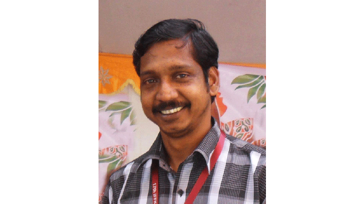 ജോണ്‍ അബ്രഹാം പ്രവാസി അവാര്‍ഡ് മനോജ് കാനക്ക്