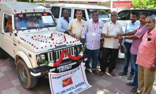 22 വര്‍ഷം തപാൽ വകുപ്പിനായി കാടും മലയും കയറിയ ജിപ്‌സിക്ക് വൈകാരിക യാത്രയയപ്പ്​