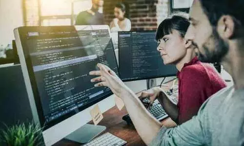 ലക്ഷം മികച്ച കോഡർമാർക്ക്​ ഗോൾഡൻ വിസ