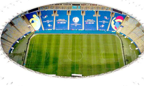 പന്തിൽ പിരിശം തീരാതെ പ്രവാസികൾ; ഇനി പതിവുദിനചര്യകളിലേക്ക്​