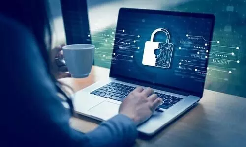 ശക്​തമായ പാസ്​വേർഡ്​ മുതൽ ഓപ്പൺ സോഴ്​സ്​ സോഫ്റ്റ്‌വെയറുകള്‍ വരെ; ഒാൺലൈനിൽ സുരക്ഷിതരാകാനുള്ള മാർഗങ്ങൾ ഇതാണ്​