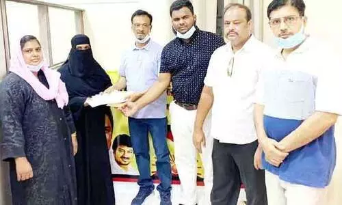 അ​ഞ്ചു​വ​ർ​ഷ​മാ​യി സൗ​ദി​യി​ൽ കു​ടു​ങ്ങി​യ ആ​ന്ധ്ര സ്വ​ദേ​ശി​നി​ക്ക് സാ​മൂ​ഹി​ക ​​പ്ര​വ​ർ​ത്ത​ക​ർ തു​ണ​യാ​യി