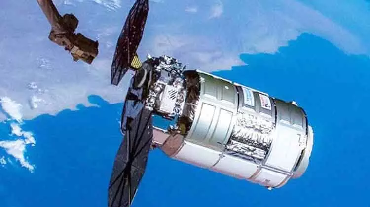 വിദ്യാർഥികൾ നിർമിച്ച ഉപഗ്രഹം ഭ്രമണപഥത്തിൽ