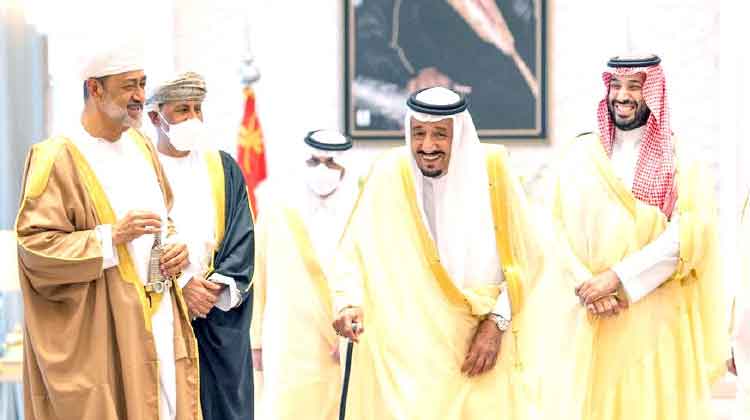 സൗദി–ഒമാൻ കര, കടൽ ഗതാഗത മാർഗങ്ങൾ തുറക്കും സൗദി–ഒമാൻ കര, കടൽ ഗതാഗത മാർഗങ്ങൾ തുറക്കും