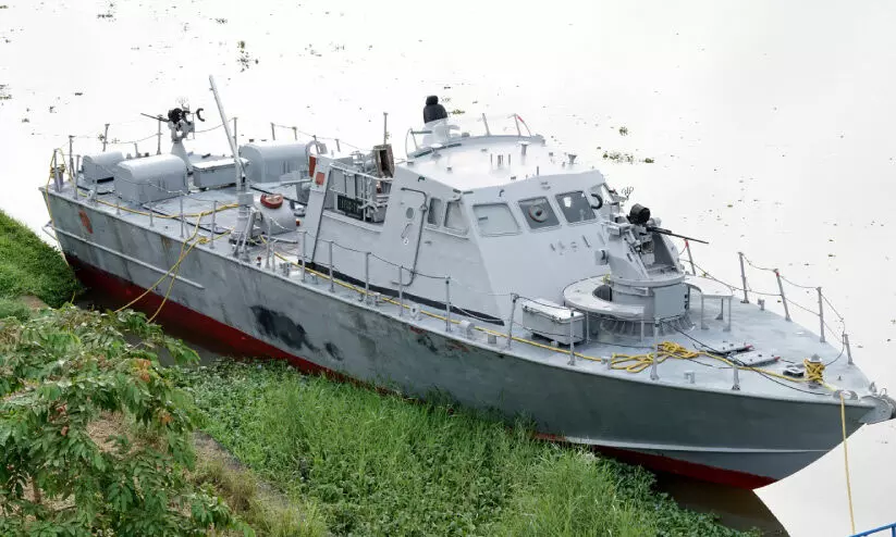 war ship kottayam to alappuzha