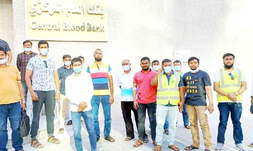 ര​ക്ത​ദാ​ന ക്യാ​മ്പ്​ സം​ഘ​ടി​പ്പി​ച്ചു