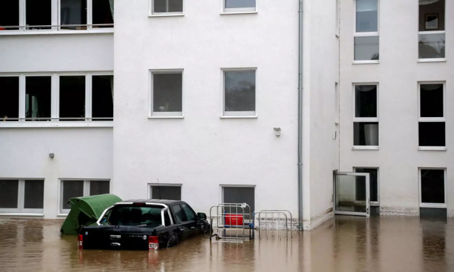 മിന്നൽ പ്രളയം: ജർമനിയിൽ ​വെള്ളപ്പൊക്കം, 42മരണം