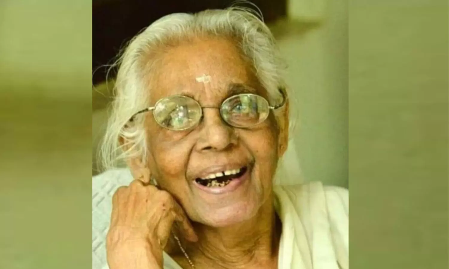 തോപ്പിൽ ഭാസിയുടെ ഭാര്യ അമ്മിണിയമ്മ നിര്യാതയായി