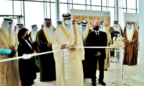 ബ​ഹ്‌​റൈ​ൻ ഫൈ​ൻ ആ​ർ​ട്​​സ്​ എ​ക്​​സി​ബി​ഷ​ൻ ഉ​ദ്​​ഘാ​ട​നം ചെ​യ്​​തു