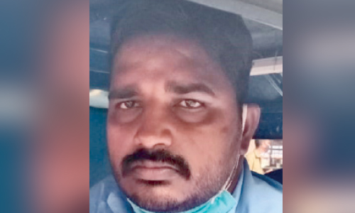 വിദേശ മദ്യവുമായി യുവാവ് പിടിയിൽ