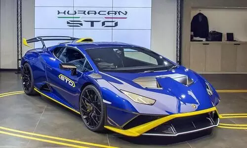 ലംബോർഗിനി ഹുറാകാൻ എസ്​.ടി.ഒ ഇന്ത്യയിൽ; വില 4.99 കോടി