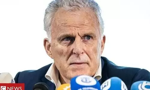 വെടിയേറ്റ ഡച്ച് റിപ്പോർട്ടർ പീറ്റർ ആർ ഡി വ്രീസ് മരിച്ചു വെടിയേറ്റ ഡച്ച് റിപ്പോർട്ടർ പീറ്റർ ആർ ഡി വ്രീസ് മരിച്ചു