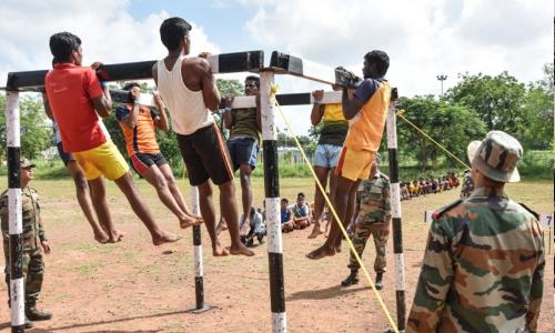 പട്ടാളത്തിൽ ജോലി വേണോ? പുലർച്ച ഒന്നിന്​ ​തി​രു​വ​ന​ന്ത​പു​രത്ത്​ എത്തണം