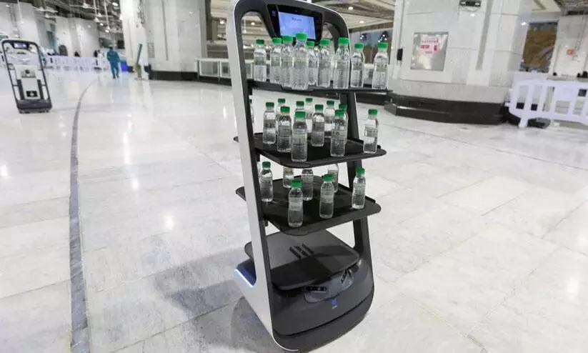 smart robot for hajj