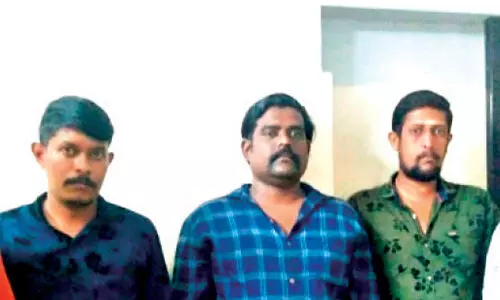 യു​വാ​വി​നെ ആ​ക്ര​മി​ച്ച സം​ഭ​വ​ത്തി​ൽ അ​ഞ്ചു​പേ​ർ അ​റ​സ്​​റ്റി​ൽ