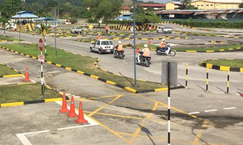 ഡ്രൈവിങ് പരിശീലനവും ടെസ്​റ്റുകളും 19 മുതൽ