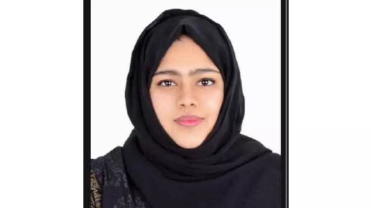 ഒരു മലയാളി വിദ്യാർഥിനിക്കുകൂടി ഗോൾഡൻ വിസ ഒരു മലയാളി വിദ്യാർഥിനിക്കുകൂടി ഗോൾഡൻ വിസ