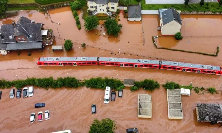 പടിഞ്ഞാറൻ യൂറോപിന്‍റെ ജീവനെടുത്ത്​ മഹാപ്രളയം; മരണം 150ലേറെ, കാണാതായ നൂറുകണക്കിന്​ പേർക്കായി തിരച്ചിൽ