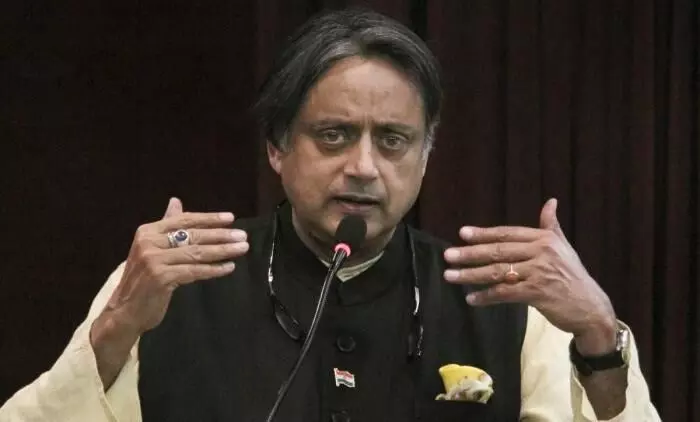 ആരാണ് അവരുടെ ലക്ഷ്യമെന്ന് എല്ലാവർക്കുമറിയാം; ജനസംഖ്യാ നിയന്ത്രണ നിയമത്തിനെതിരേ ശശിതരൂർ എം.പി ആരാണ് അവരുടെ ലക്ഷ്യമെന്ന് എല്ലാവർക്കുമറിയാം; ജനസംഖ്യാ നിയന്ത്രണ നിയമത്തിനെതിരേ ശശിതരൂർ എം.പി