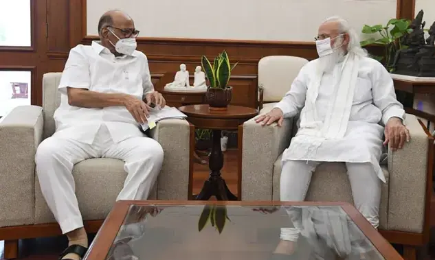 മോദിയെ കണ്ട്​ എൻ.സി.പി അധ്യക്ഷൻ ശരദ്​ പവാർ; കൂടിക്കാഴ്ച നീണ്ടത്​ 50 മിനിറ്റ്​