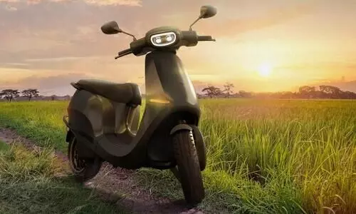 24 മണിക്കൂറിൽ ഒരു ലക്ഷം ബുക്കിങ്​; ലോകത്തിലെ ഏറ്റവും കൂടുതൽ പ്രീ ബുക്കിങ്​ വാഹനമായി ഒാല ഇ.വി