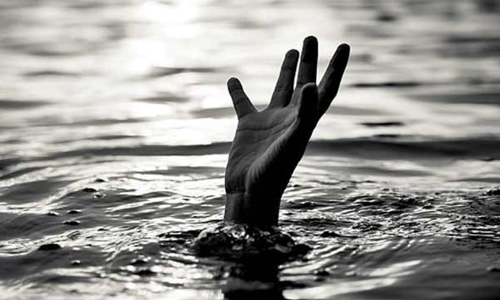 യു​വാ​വി​െൻറ മു​ങ്ങി​മ​ര​ണ​ത്തി​ൽ ദു​രൂ​ഹ​ത: അ​ന്വേ​ഷ​ണം ആ​വ​ശ്യ​പ്പെ​ട്ട്​ പി​താ​വ​ി​െൻറ പ​രാ​തി