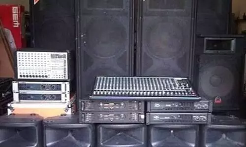 ശബ്​ദമില്ല വെളിച്ചവുമണഞ്ഞു