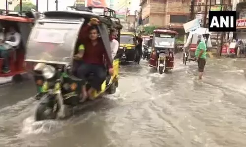 മുംബൈയിൽ കനത്ത മഴയും മണ്ണിടിച്ചിലും; മരണം 20 കടന്നു