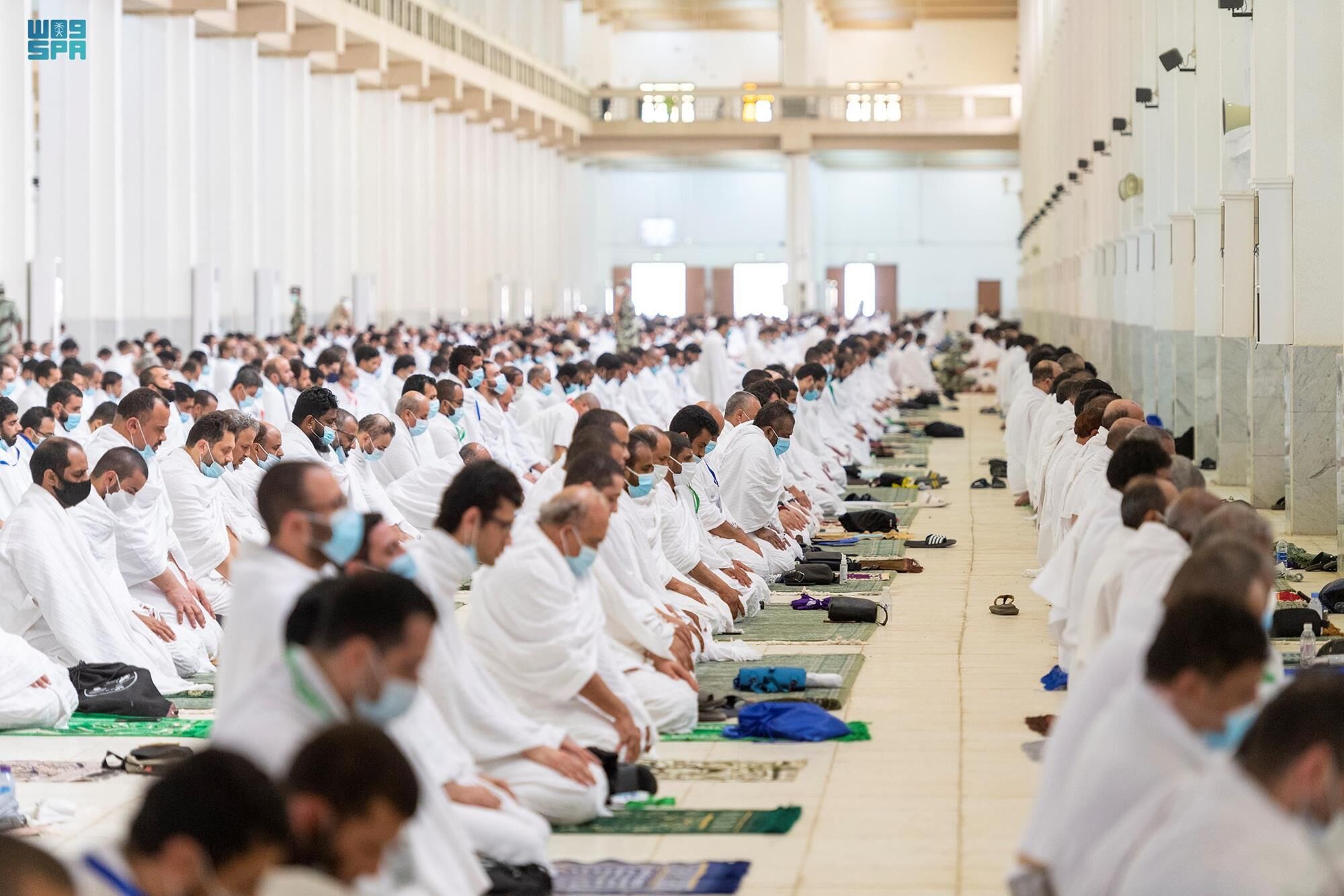 വിശ്വാസികളുടെ കണ്ണീരിൽ കുതിർന്ന പ്രാർത്ഥനകളാൽ മുഖരിതമായി അറഫ നഗരി