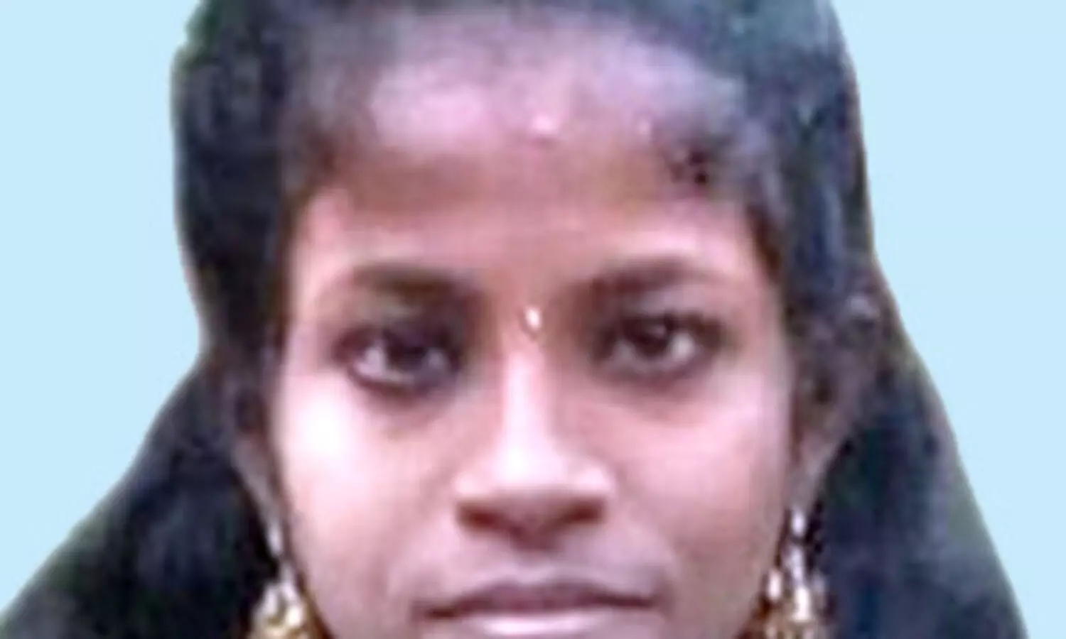 യു​വ​തി കി​ണ​റ്റി​ൽ വീ​ണു​മ​രി​ച്ച നി​ല​യി​ൽ