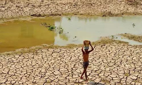 ജലനയവും ജലസാക്ഷരതയും ജലനയവും ജലസാക്ഷരതയും