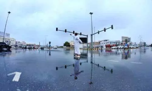 കനത്ത മഴ: സുഹാറിൽ വെള്ളപ്പൊക്കം കനത്ത മഴ: സുഹാറിൽ വെള്ളപ്പൊക്കം