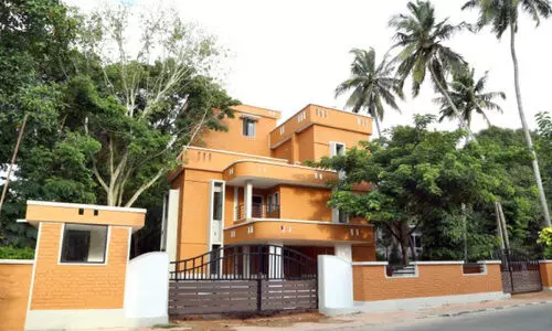 സാക്ഷരത മിഷൻ ആസ്ഥാനമന്ദിരം നിർമിച്ചത്  കൂടുതൽ സ്ഥലം കൈയേറിയെന്ന് തി​രു​വ​ന​ന്ത​പു​രം  കോർപറേഷൻ