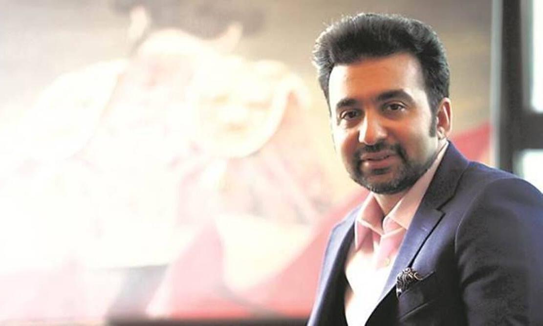 നീലച്ചിത്രം നിർമിച്ച് മൊബൈൽ ആപുകളിൽ വിറ്റു; ശിൽപ ഷെട്ടിയുെട ഭർത്താവ് രാജ് കുന്ദ്ര അറസ്റ്റിൽ നീലച്ചിത്രം നിർമിച്ച് മൊബൈൽ ആപുകളിൽ വിറ്റു; ശിൽപ ഷെട്ടിയുെട ഭർത്താവ് രാജ് കുന്ദ്ര അറസ്റ്റിൽ