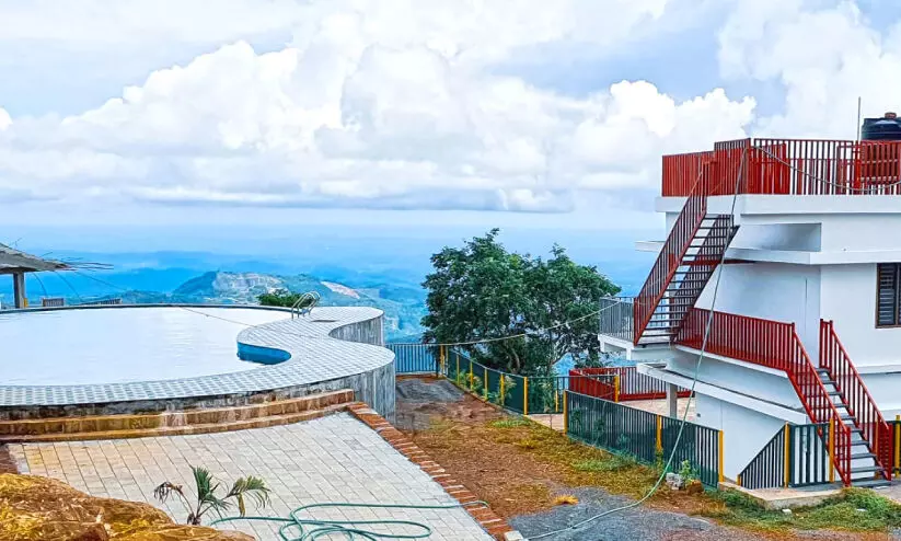 മൺസൂൺ ദൃശ്യവിരുന്നുകൾക്ക്​ രണ്ടാം വർഷവും ലോക്ക്