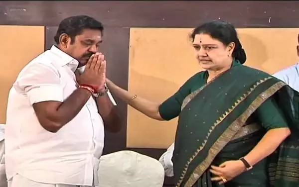 ശശികലയും എടപ്പാടിയും ഒരേസമയം അപ്പോളോ ആശുപത്രിയിൽ