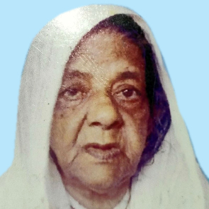 ആ​മി​ന ഉ​മ്മ