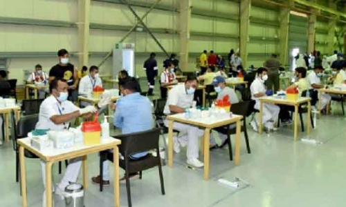 കെ.​എ​ൻ.​പി.​സി​യി​ൽ ഒ​റ്റ​ദി​വ​സം 10,000 പേ​ർ​ക്ക്​ വാ​ക്​​സി​ൻ ന​ൽ​കി