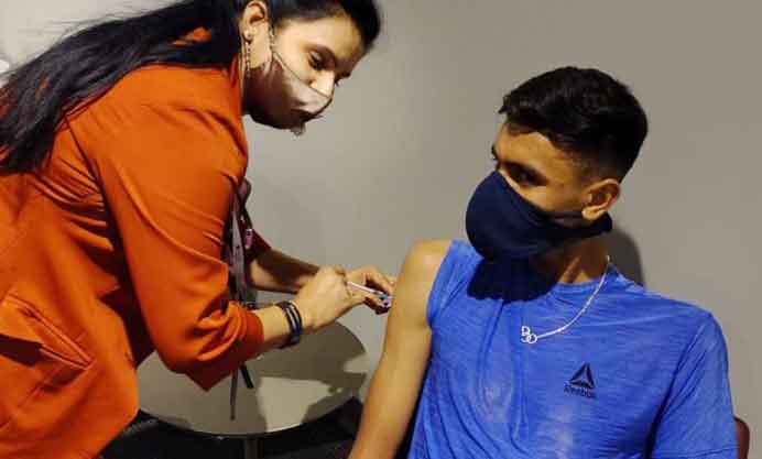 വാക്സിനില്ലാത്തവർക്ക് വാക്സിനായി ഖത്തർ വാക്സിനില്ലാത്തവർക്ക് വാക്സിനായി ഖത്തർ