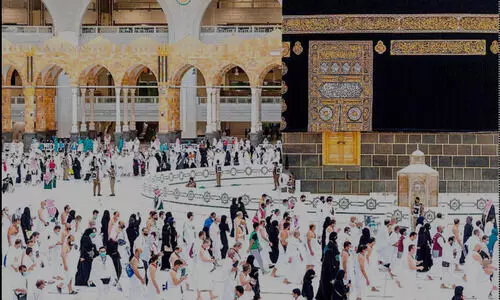 ജീ​വി​ത​ത്തി​ലെ പൈ​ശാ​ചി​ക​ത​യെ പ്ര​തീ​കാ​ത്മ​ക​മാ​യി ക​ല്ലെ​റി​ഞ്ഞ് ഹാ​ജി​മാ​ർ