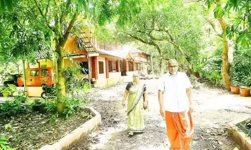 കോൺക്രീറ്റ്​ കാടുകൾക്കിടയിലൊരു ഹരിതവനം,  ഇത് പുരുഷോത്തമ കമ്മത്തിന്‍റെ ജീവിതം