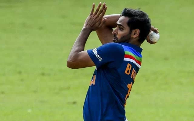 അഞ്ച്​ വർഷത്തിന്​ ശേഷം അന്താരാഷ്​ട്ര ക്രിക്കറ്റിൽ നോ ബോളെറിഞ്ഞ്​ ഭുവനേശ്വർ കുമാർ