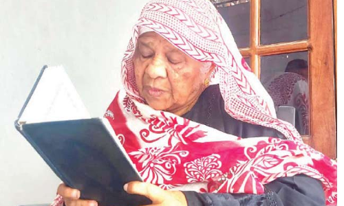 കോവിഡില്‍ മങ്ങിയ ആഘോഷത്തിലും ഐഷാബീവി ഉമ്മയുടെ ഓര്‍മ ഹജ്ജിലും പുണ്യഭൂമിയിലെ കര്‍മങ്ങളിലും