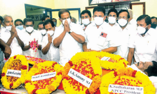 തെളിമയാർന്ന പൊതുജീവിതം ബാക്കിയാക്കി പിള്ള മടങ്ങി