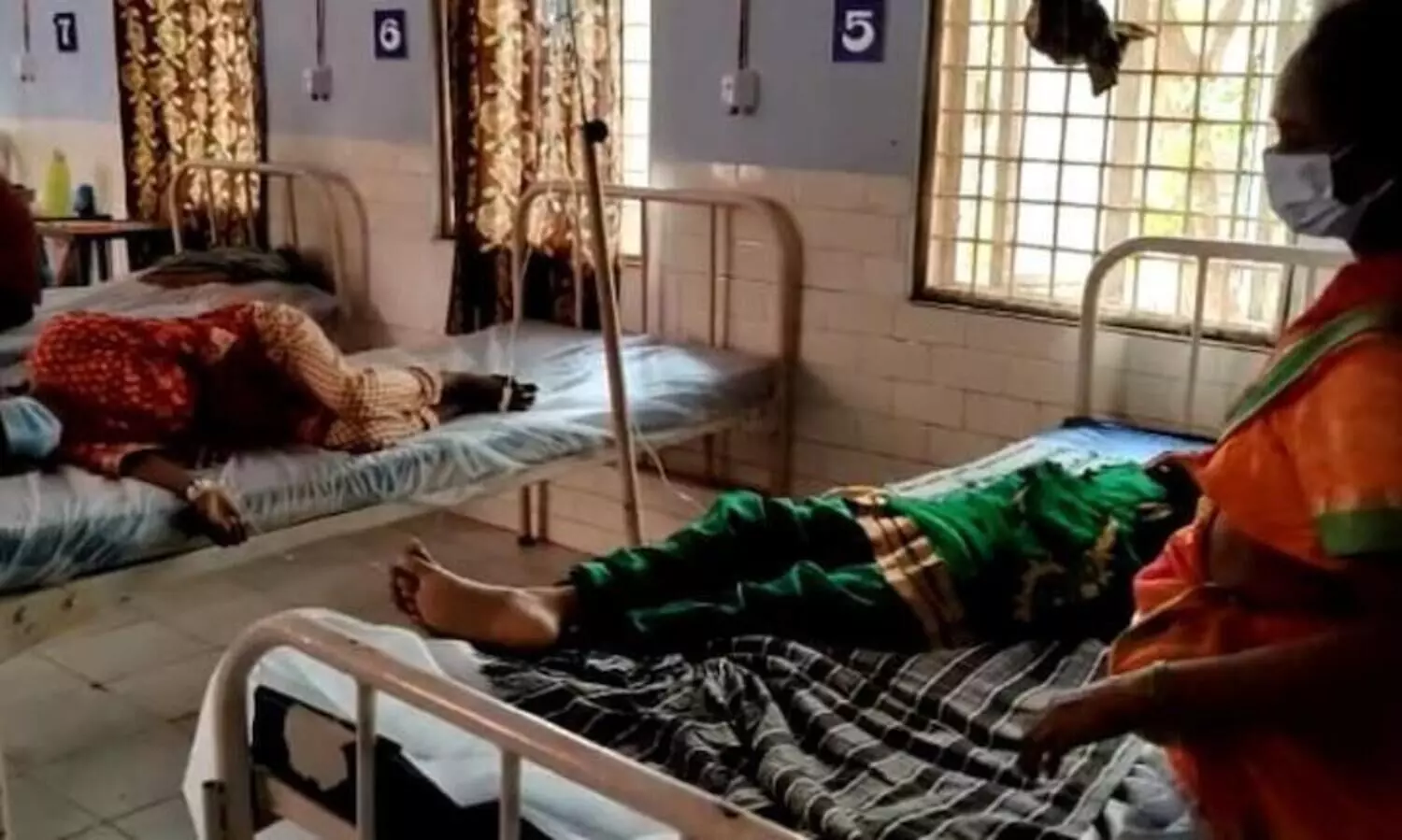 കോവിഡ്​ പേടിച്ച്​ മാതാവും രണ്ടുപെൺമക്കളും വീടടച്ച്​ അകത്തുകഴിഞ്ഞത്​ 15 മാസം; ഒടുവിൽ പൊലീസെത്തി മോചിപ്പിച്ചു