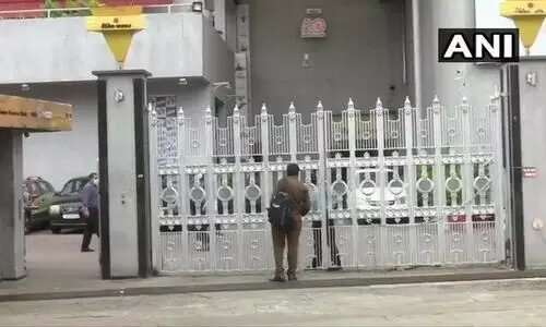 ദൈനിക് ഭാസ്‌കറിൻെറ ഓഫീസുകളിൽ ആദായനികുതി വകുപ്പ് റെയ്ഡ്