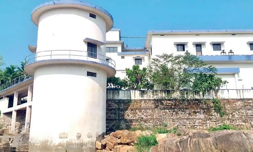 താ​ഴേ​ക്കോ​ട്-​ആ​ലി​പ്പ​റ​മ്പ് കു​ടി​വെ​ള്ള പ​ദ്ധ​തി​ക്ക് 104.99 കോ​ടി