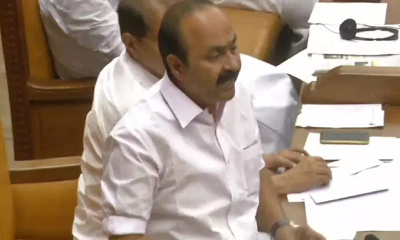 കരുവന്നൂർ ബാങ്ക് തട്ടിപ്പ് സി.പി.എം അറിവോടെയെന്ന് പ്രതിപക്ഷം കരുവന്നൂർ ബാങ്ക് തട്ടിപ്പ് സി.പി.എം അറിവോടെയെന്ന് പ്രതിപക്ഷം